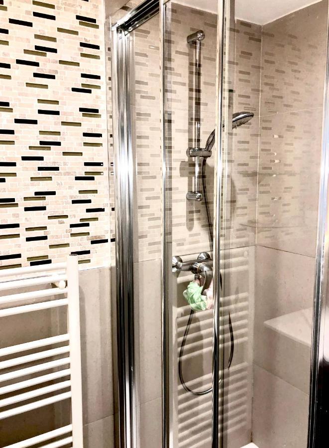 Champs Elysees Apartment 1 Paris Bagian luar foto